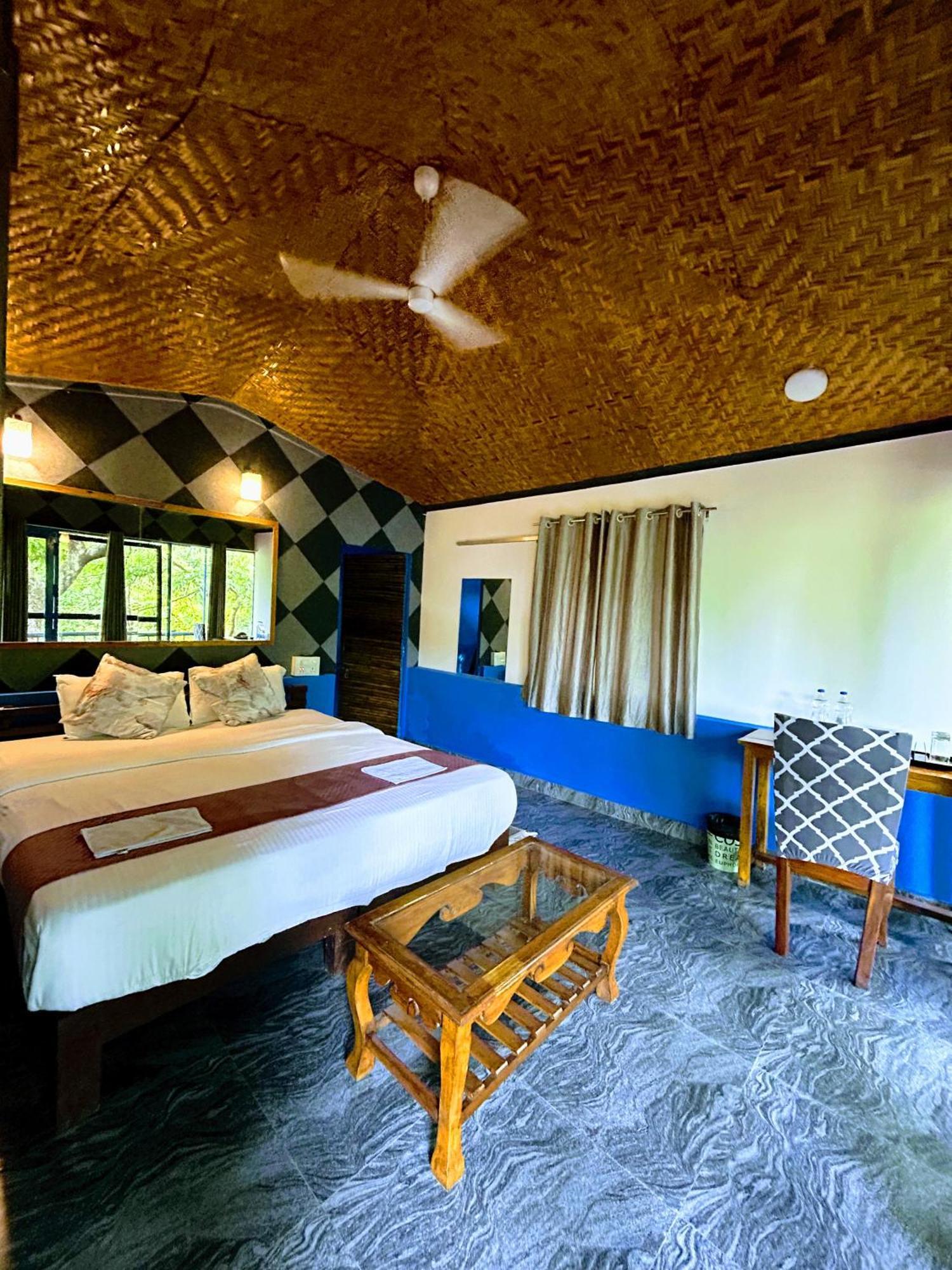 Отель Samyama Retreat Кола Экстерьер фото